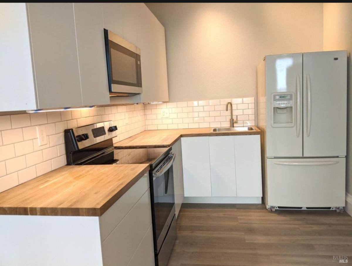 Apartment for rent at 627 Maine St #627A, Vallejo, CA 94590