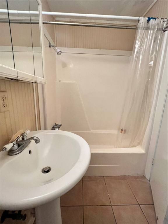 Apartment for rent at 1214 Dexter Dr S, College Station, TX 77840