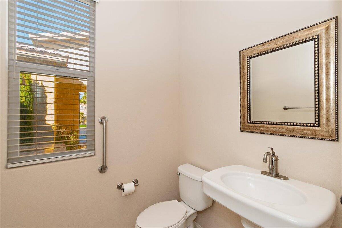 Apartment for rent at 80215 Queensboro Dr, Indio, CA 92201