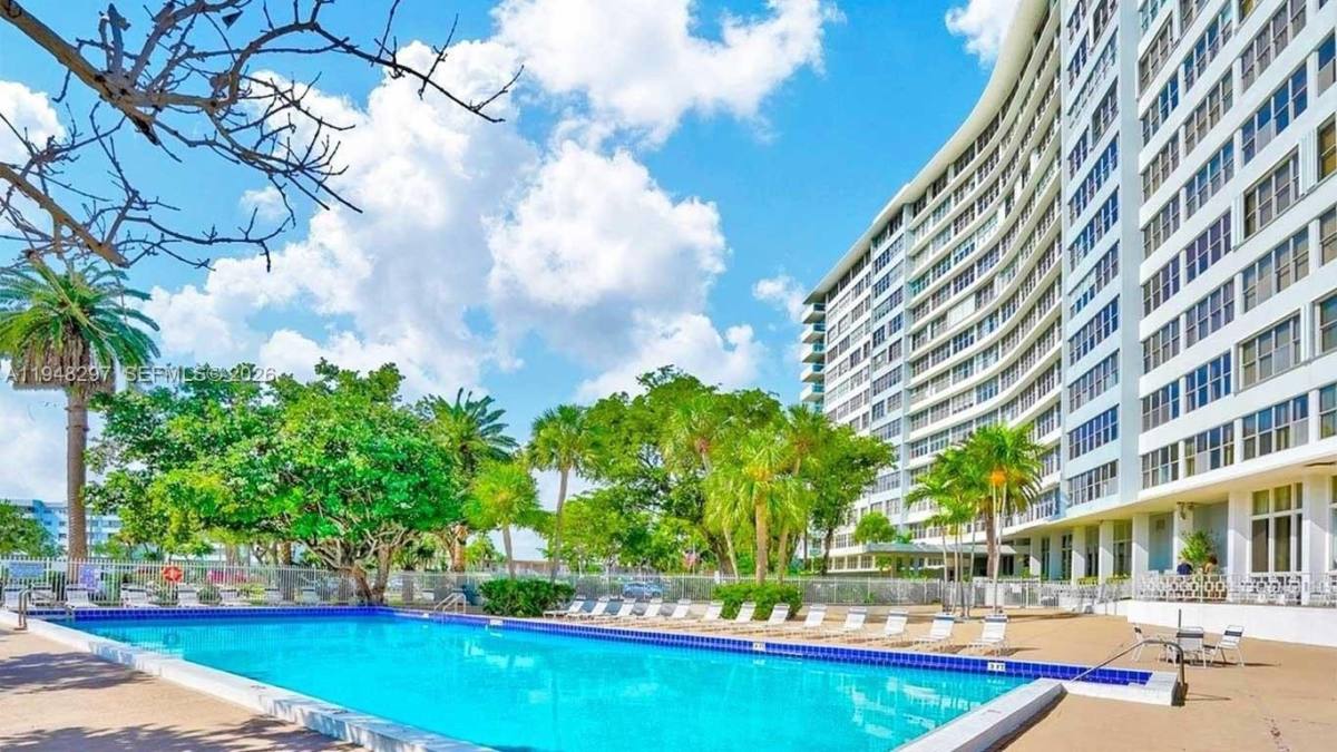 Apartment for rent at 7441 Wayne Ave #74418P, Miami Beach, FL 33141