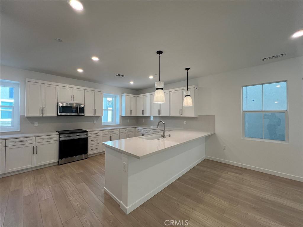 Apartment for rent at 2543 Dorris St, South El Monte, CA 91733