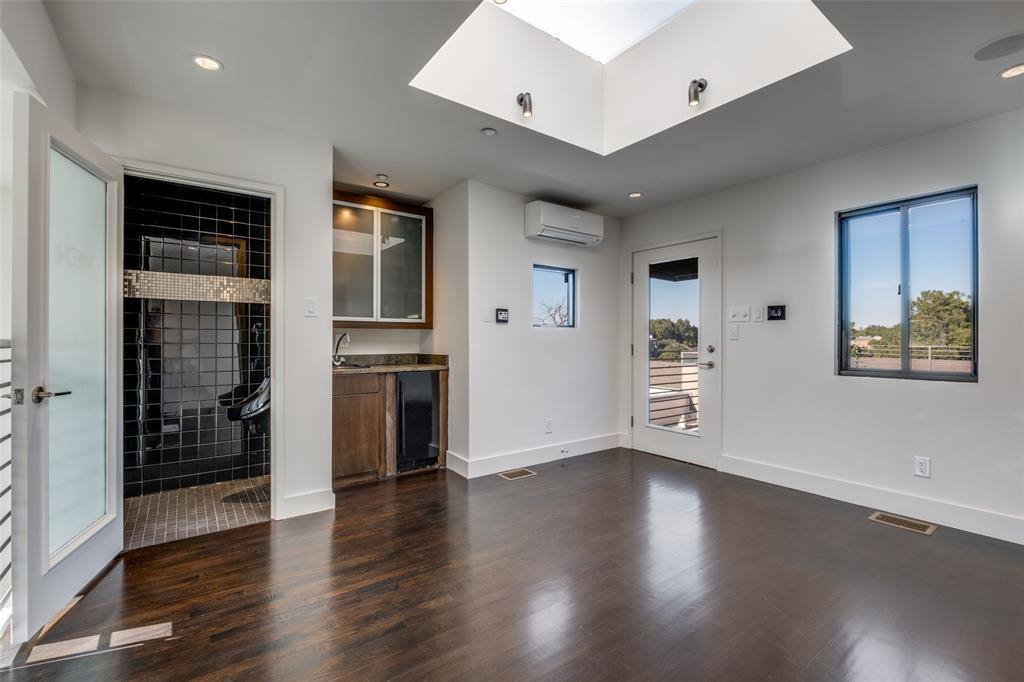 Apartment for rent at 4418 Holland Ave #4418B, Dallas, TX 75219