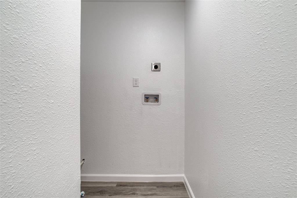 Apartment for rent at 3564 Virginia Blvd, Dallas, TX 75211