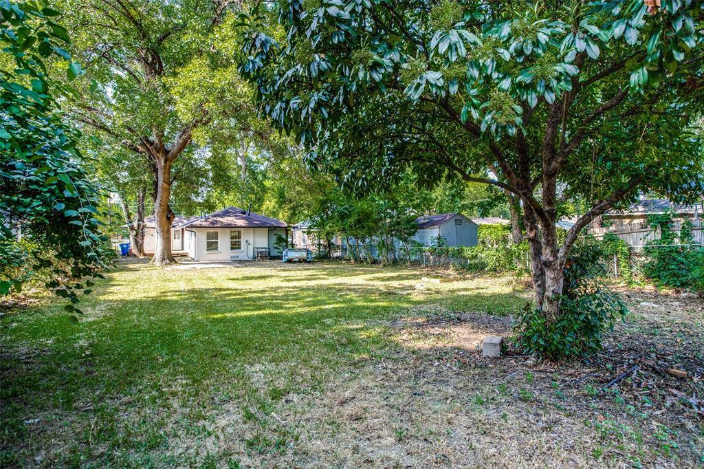 Apartment for rent at 3564 Virginia Blvd, Dallas, TX 75211