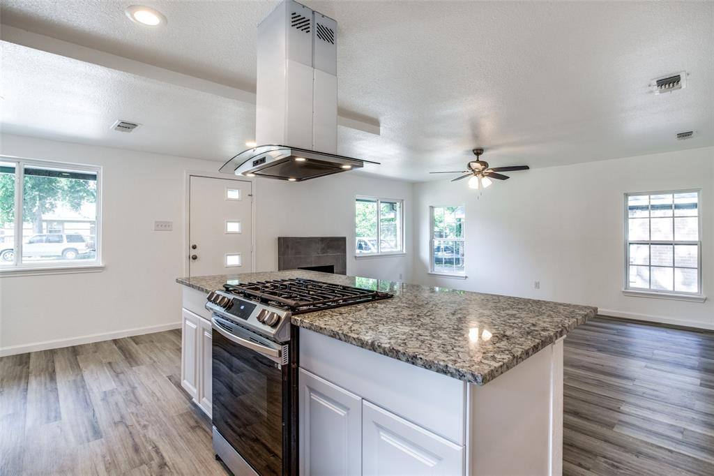 Apartment for rent at 3564 Virginia Blvd, Dallas, TX 75211