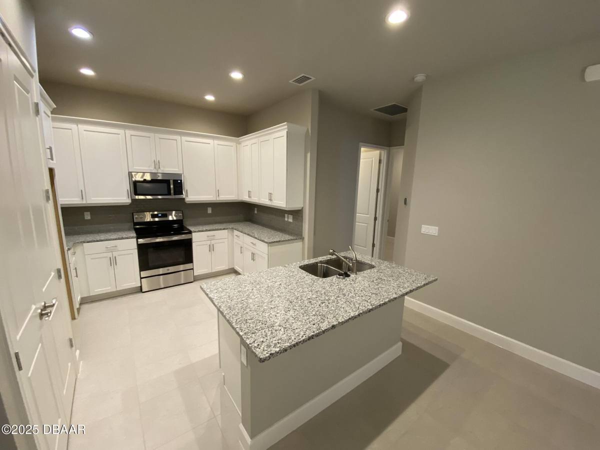 Townhouse for rent at 78 Longridge Lane #78, Ormond Beach, FL 32174
