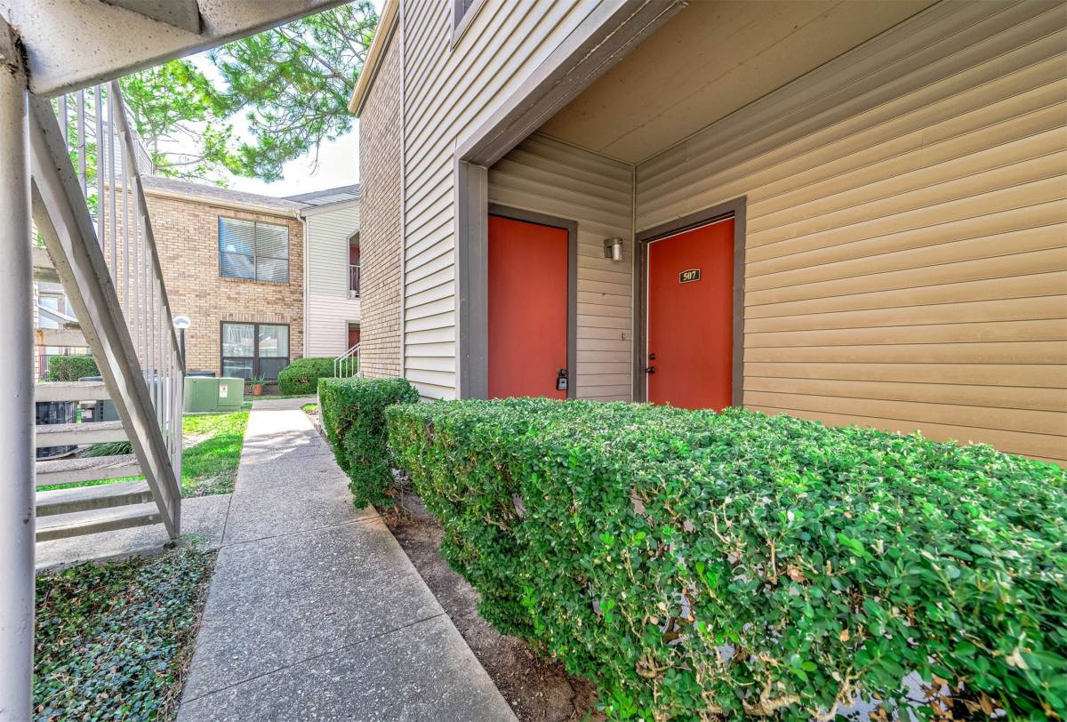 Apartment for rent at 2025 Augusta Dr #507, Houston, TX 77057