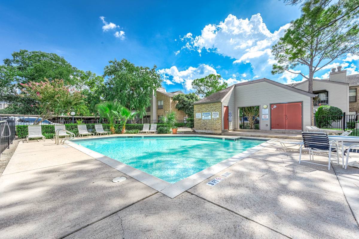 Apartment for rent at 2025 Augusta Dr #507, Houston, TX 77057