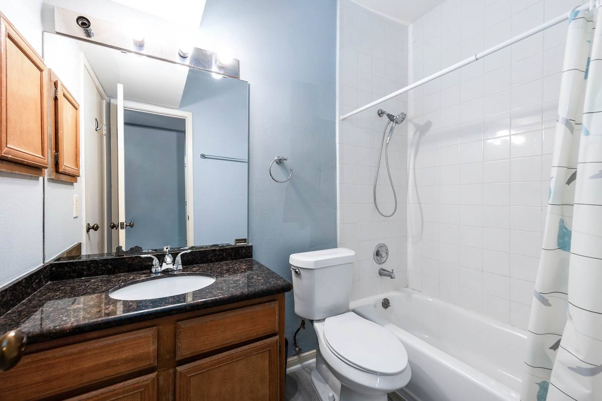 Apartment for rent at 2025 Augusta Dr #507, Houston, TX 77057