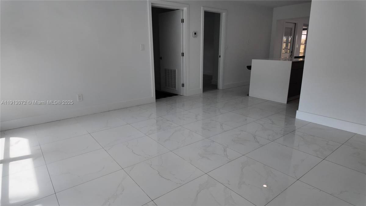 Apartment for rent at 441 Corridor #2100, Hollywood, FL 33021