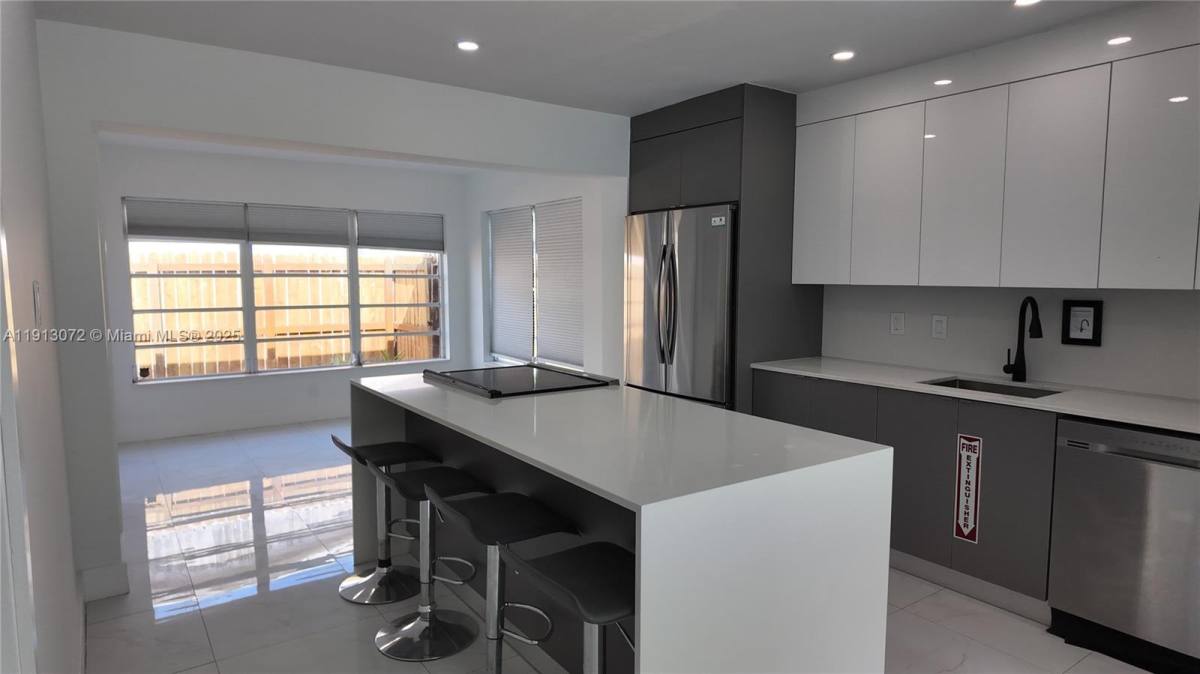 Apartment for rent at 441 Corridor #2100, Hollywood, FL 33021