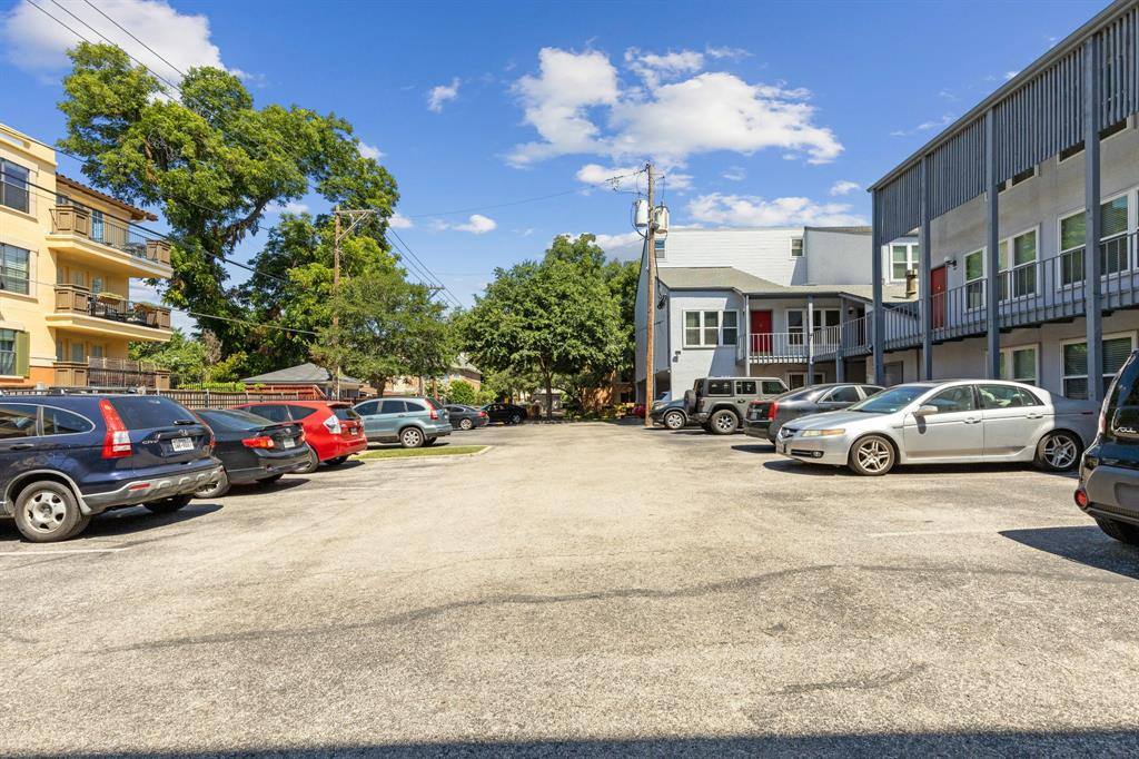 Condo for rent at 3827 Gilbert Ave #214, Dallas, TX 75219