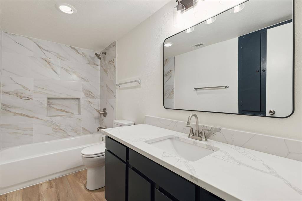 Condo for rent at 3827 Gilbert Ave #214, Dallas, TX 75219
