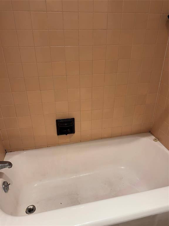 Apartment for rent at 1141 NE 16th Ave #4, Fort Lauderdale, FL 33304