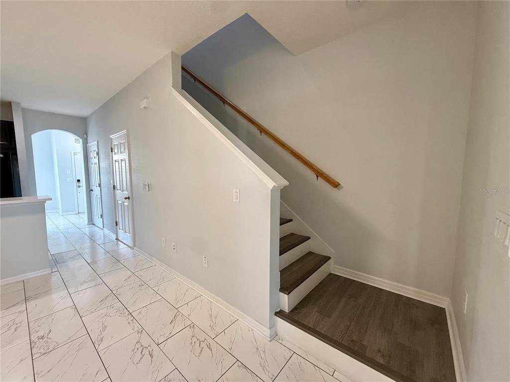 Townhouse for rent at 7011 White Treetop Place, Riverview, FL 33578