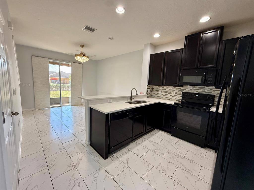 Townhouse for rent at 7011 White Treetop Place, Riverview, FL 33578