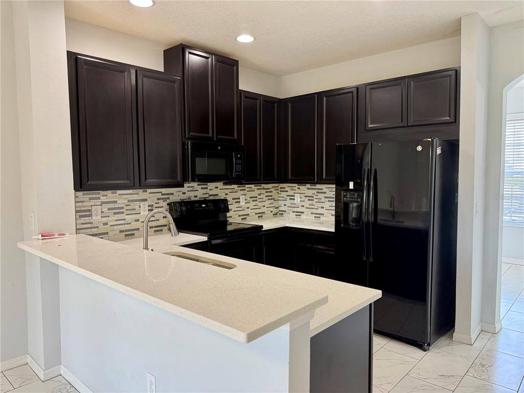 Townhouse for rent at 7011 White Treetop Place, Riverview, FL 33578