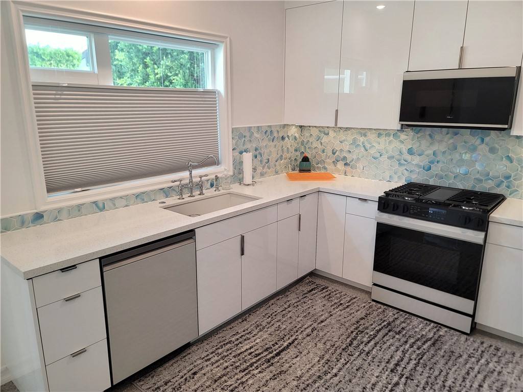 Apartment for rent at 72937 Willow St, Palm Desert, CA 92260