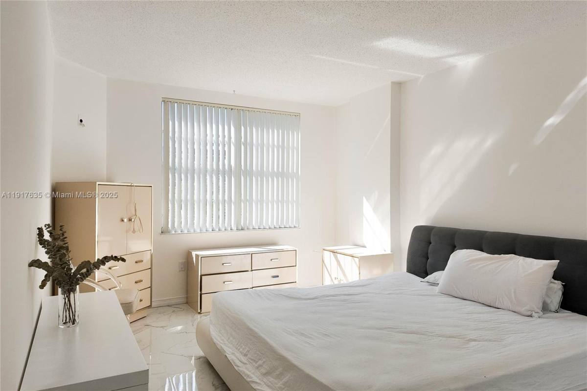 Apartment for rent at 1965 S Ocean Dr #19656M, Hallandale, FL 33009