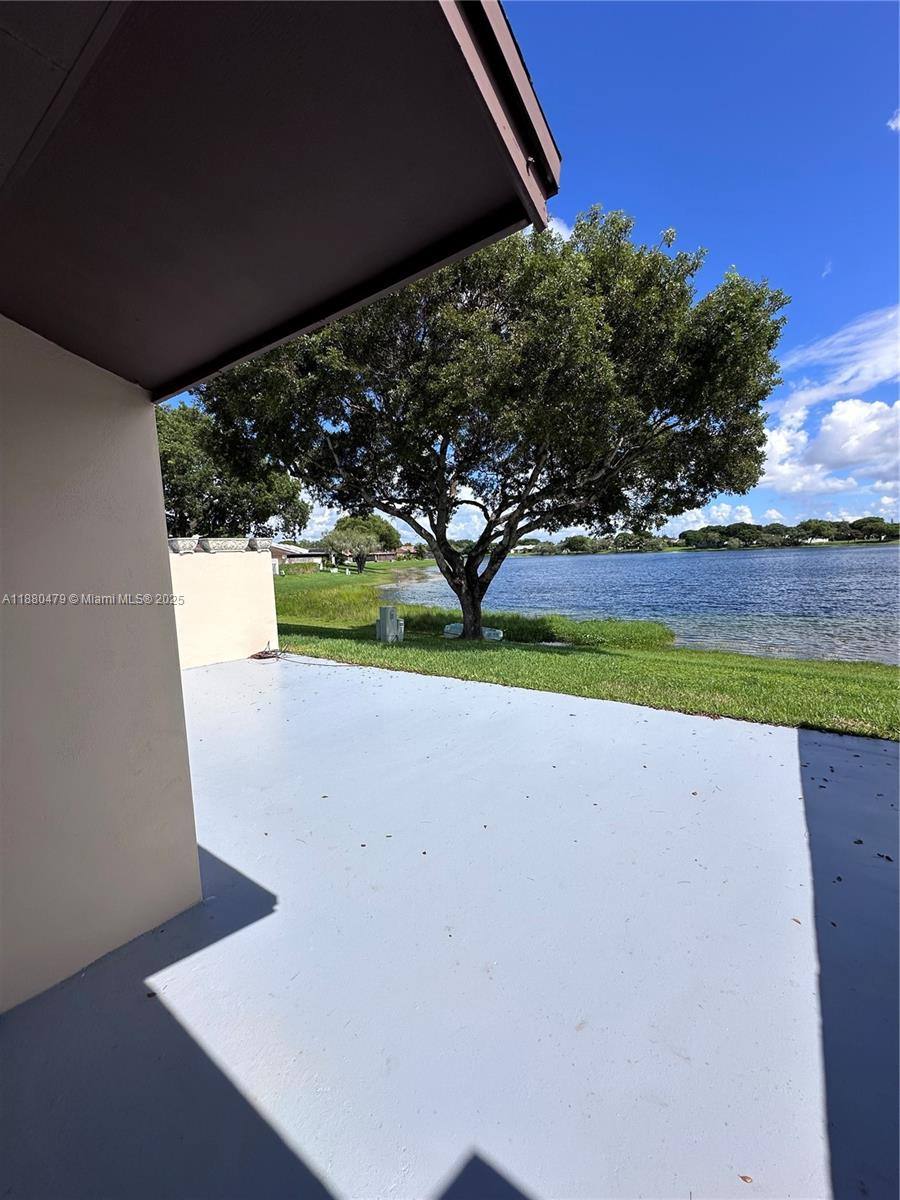Apartment for rent at 5027 SW 139th Court, Miami, FL 33175