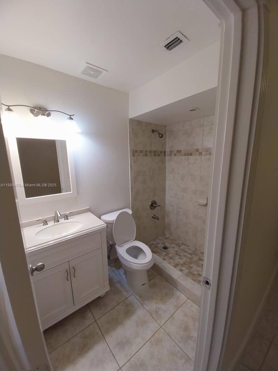 Apartment for rent at 5027 SW 139th Court, Miami, FL 33175