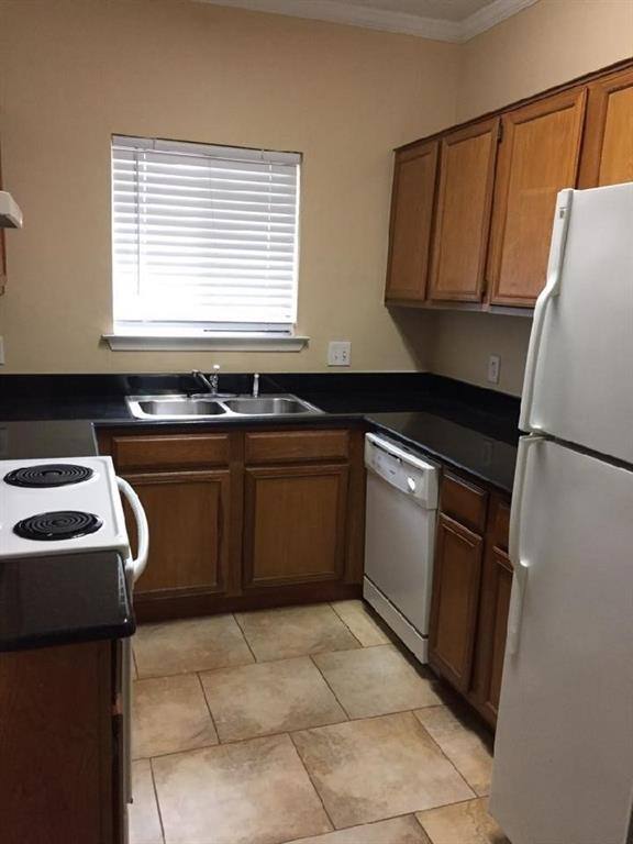 Condo for rent at 5550 Spring Valley Rd #5550H15, Dallas, TX 75254