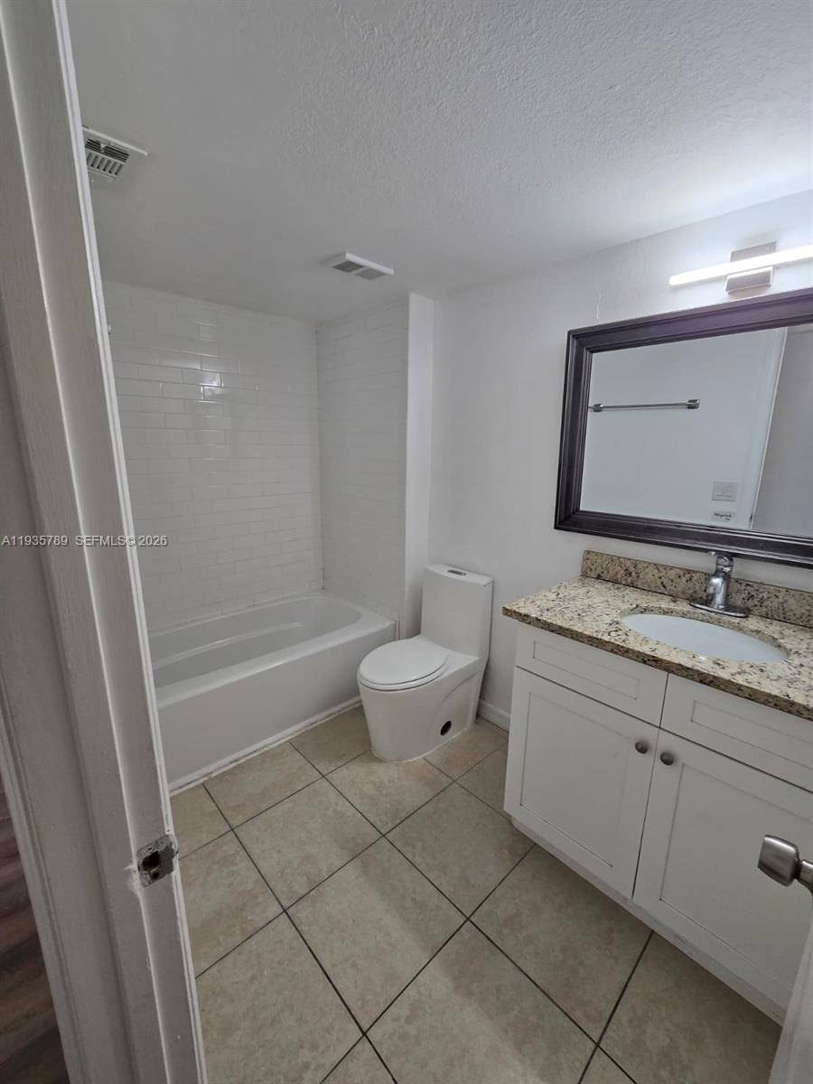 Apartment for rent at 4518 Commander Dr #1928, Orlando, FL 32822