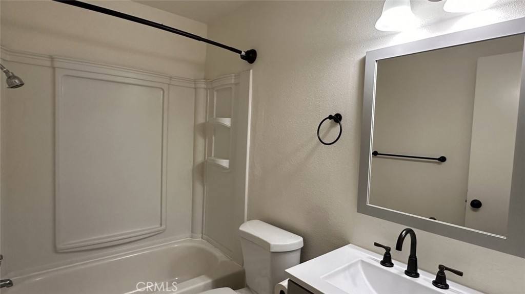 Apartment for rent at 3901 Soranno Ave #3901C, Bakersfield, CA 93309