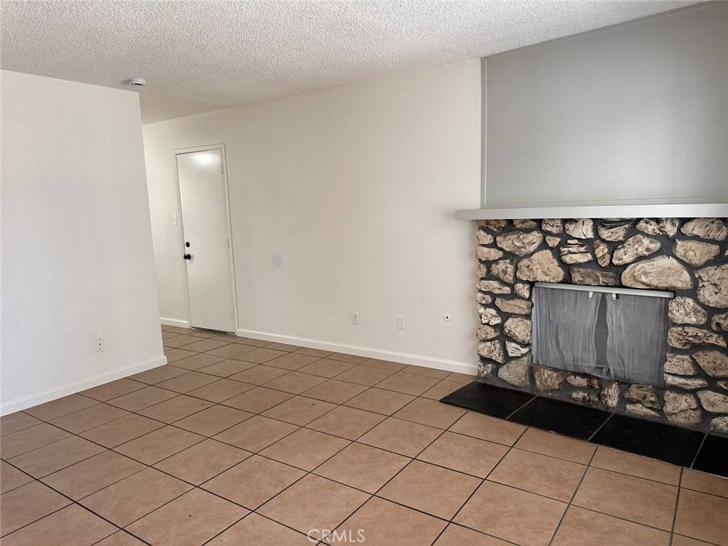 Apartment for rent at 3901 Soranno Ave #3901C, Bakersfield, CA 93309