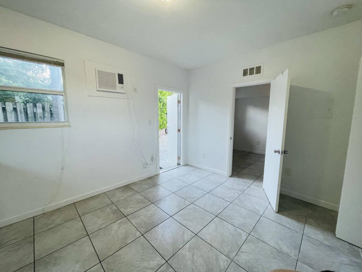 Apartment for rent at 195 Gardenia St #195-4, Tavernier, FL 33070