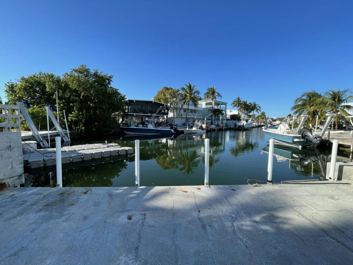 Apartment for rent at 195 Gardenia St #195-4, Tavernier, FL 33070