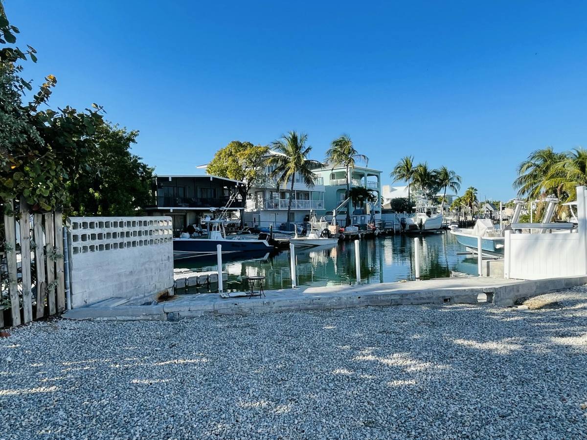Apartment for rent at 195 Gardenia St #195-4, Tavernier, FL 33070