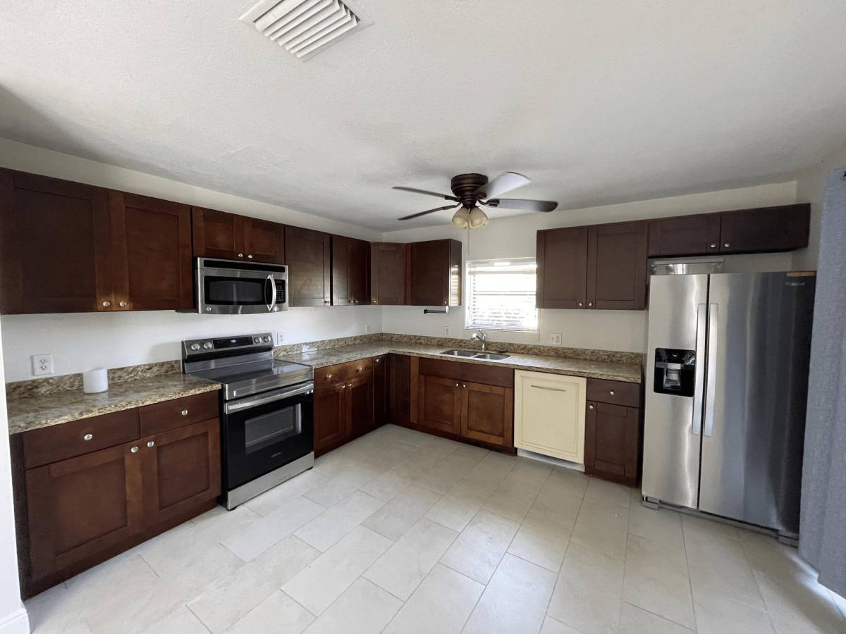 Apartment for rent at 6411 96th Place S, Boynton Beach, FL 33437