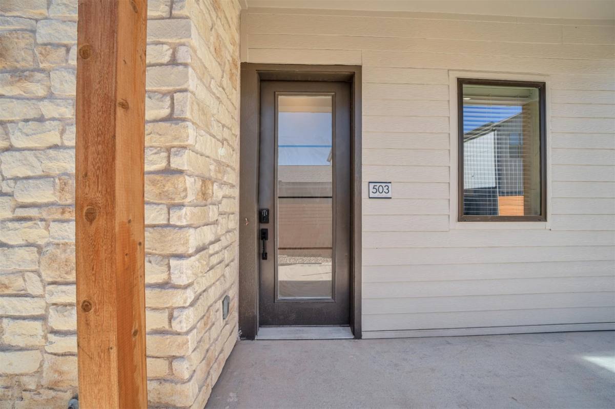 Apartment for rent at 1601-104 Mustang Dr, Marble Falls, TX 78654