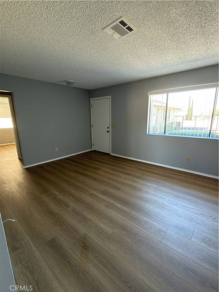 Apartment for rent at 10547 Cochiti Rd, Apple Valley, CA 92308