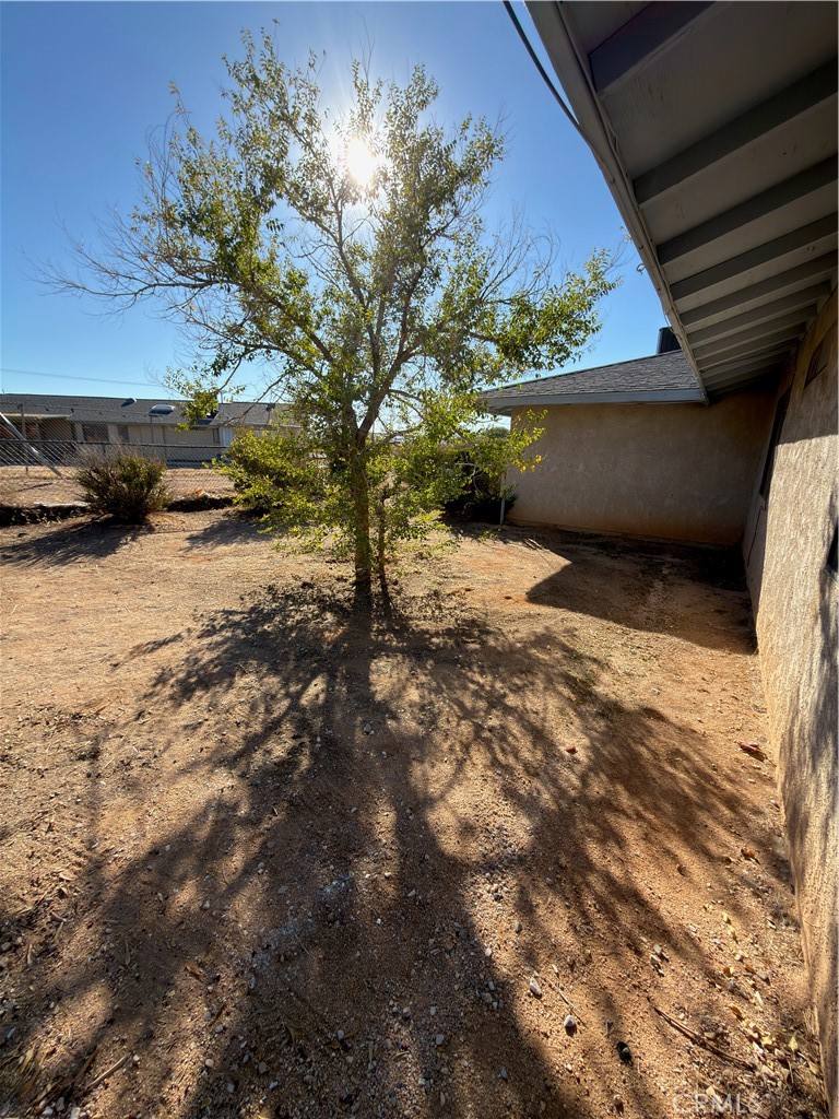 Apartment for rent at 10547 Cochiti Rd, Apple Valley, CA 92308