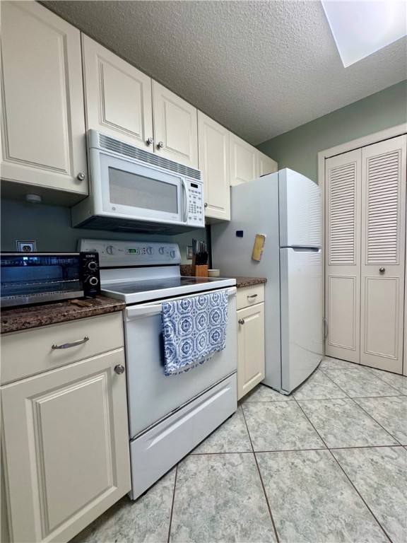 Apartment for rent at 43 Plantation Dr #204, Vero Beach, FL 32966