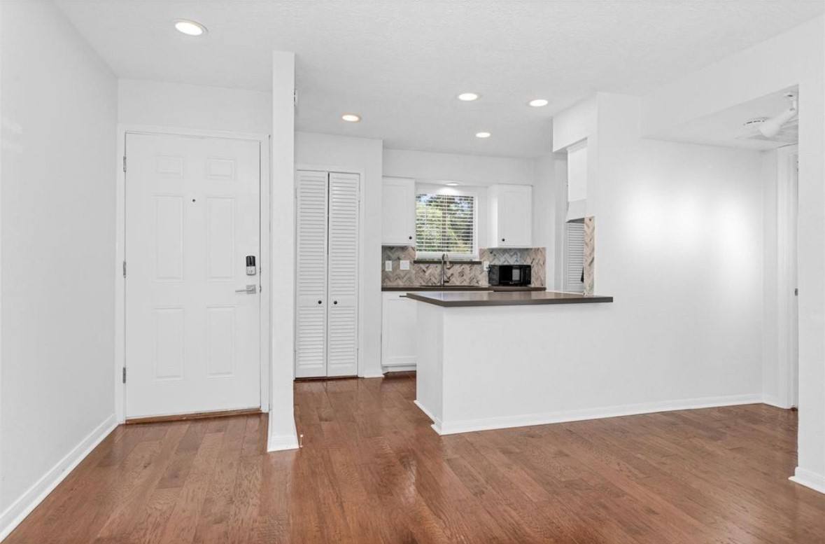Condo for rent at 12100 Melville Dr #12100708G, Montgomery, TX 77356