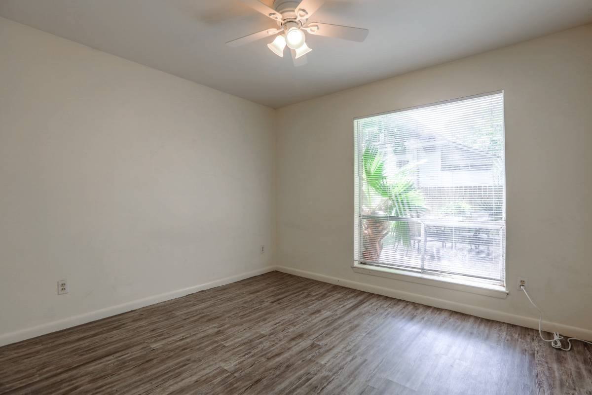 Apartment for rent at 1521 Rutland St #4, Houston, TX 77008