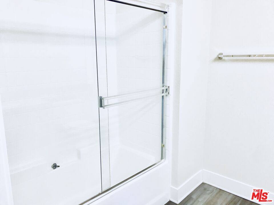 Apartment for rent at 1241 5th St #502, Santa Monica, CA 90401