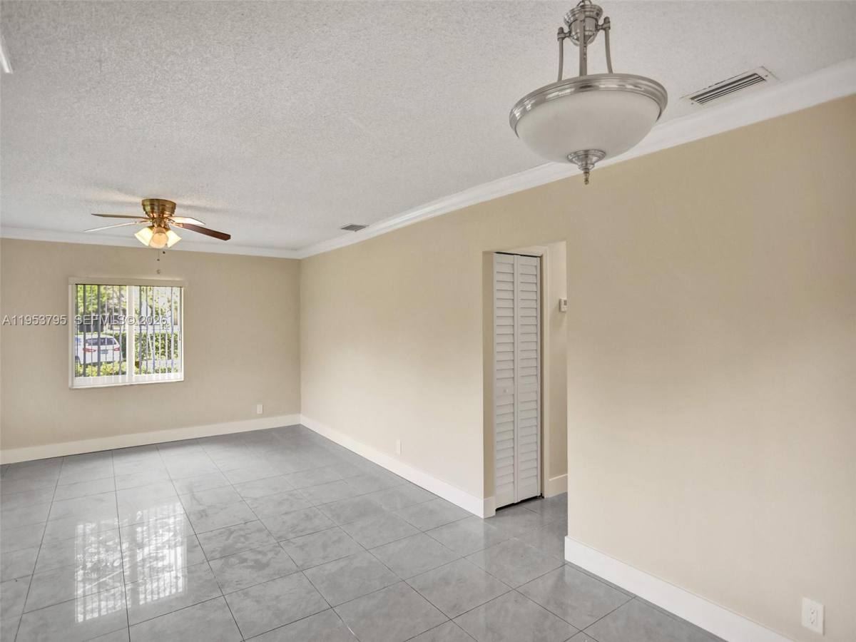 Apartment for rent at 920 SW 28th St #920-1, Fort Lauderdale, FL 33315