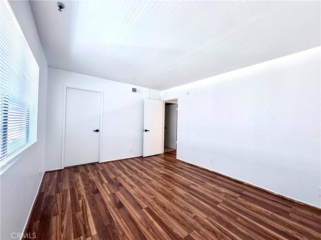 Apartment for rent at 13512 Moorpark St #103, Sherman Oaks, CA 91423