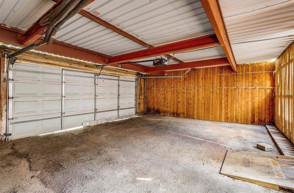 Townhouse for rent at 13853 Leinsper Green Dr, Dallas, TX 75240