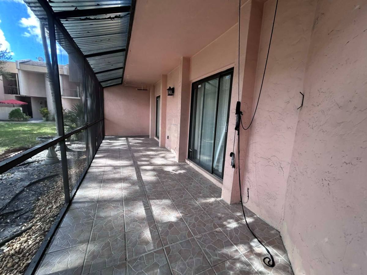 Townhouse for rent at 2700 S University Dr #27007B, Fort Lauderdale, FL 33328