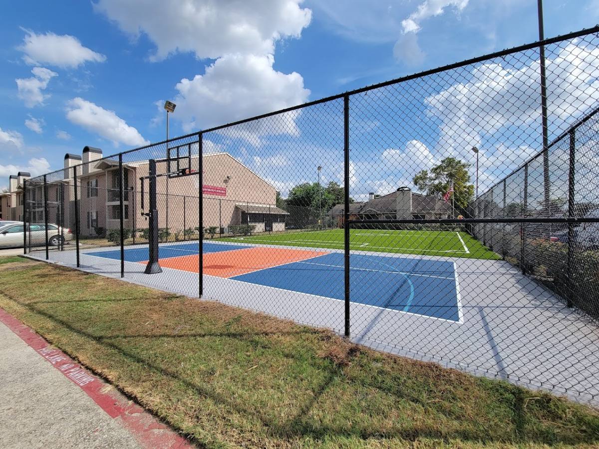 Apartment for rent at 12335 Antoine Dr #1518, Houston, TX 77067