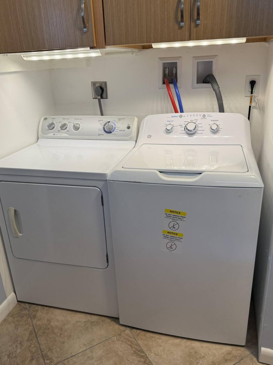 Apartment for rent at 435 Collins St #435, Key Largo, FL 33037