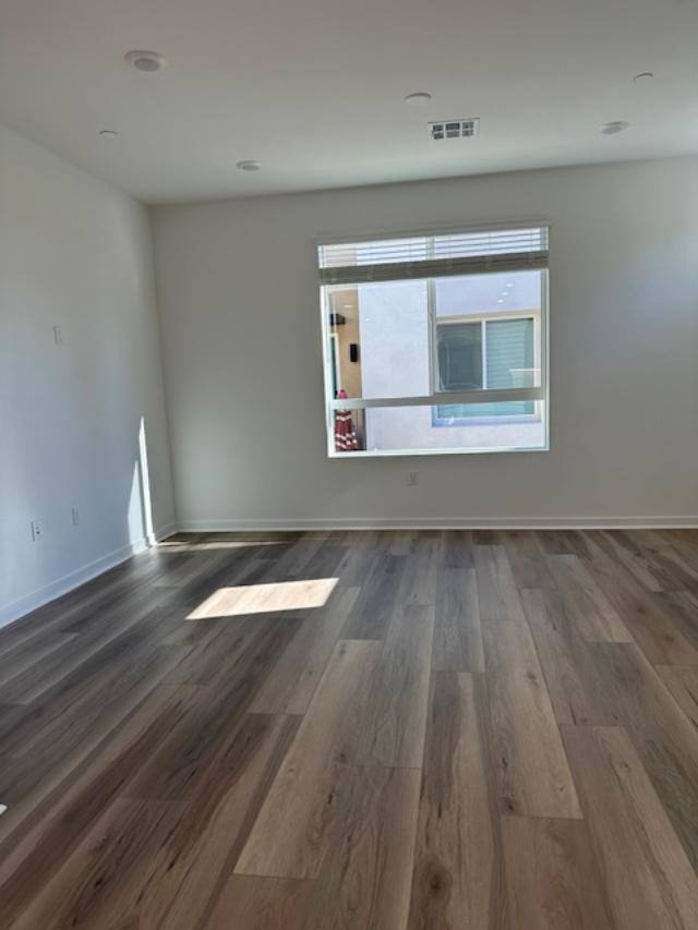 Townhouse for rent at 9423 Sepulveda Blvd #5, North Hills, CA 91343
