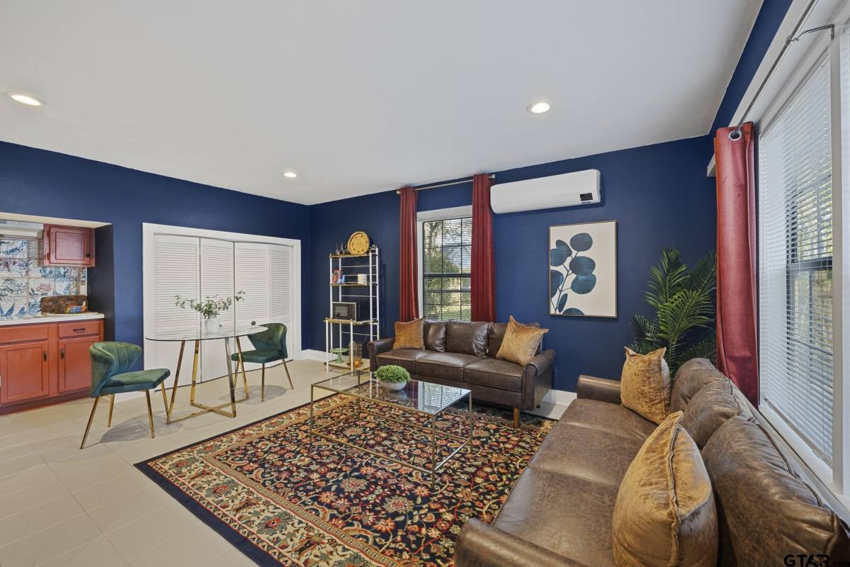 Apartment for rent at 321 W 3rd St #321, Tyler, TX 75701
