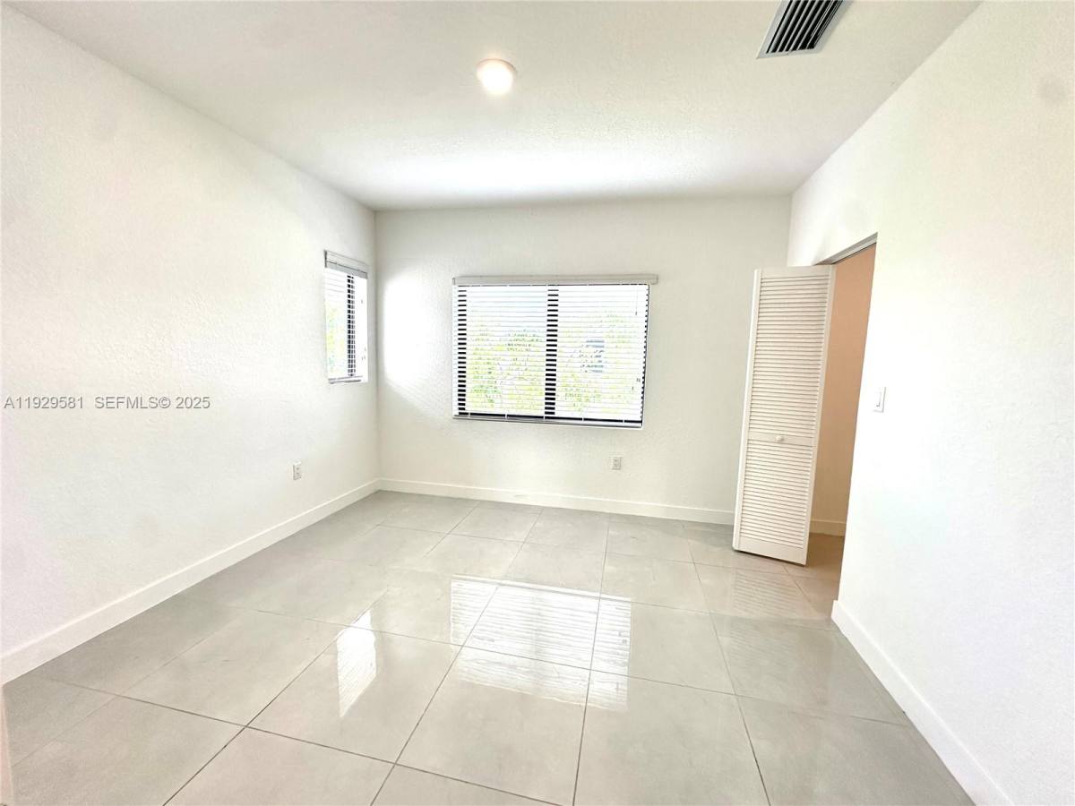 Apartment for rent at 1163 NW 2nd St, Homestead, FL 33034