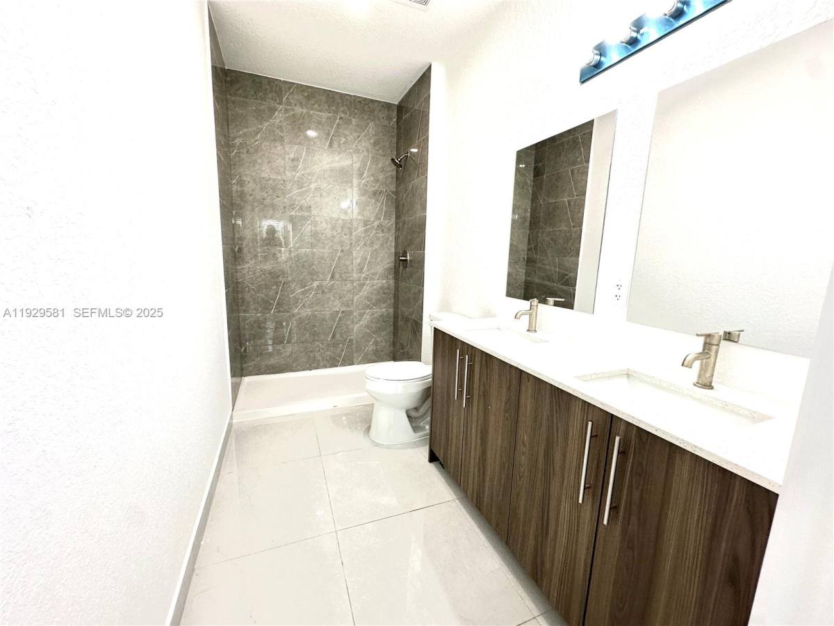 Apartment for rent at 1163 NW 2nd St, Homestead, FL 33034
